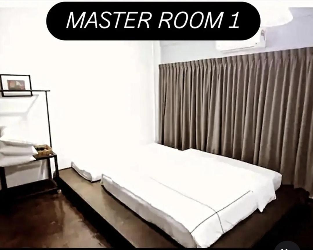Knocknock 70s - Jonker Parking 5r4b 10-18pax * Malacca